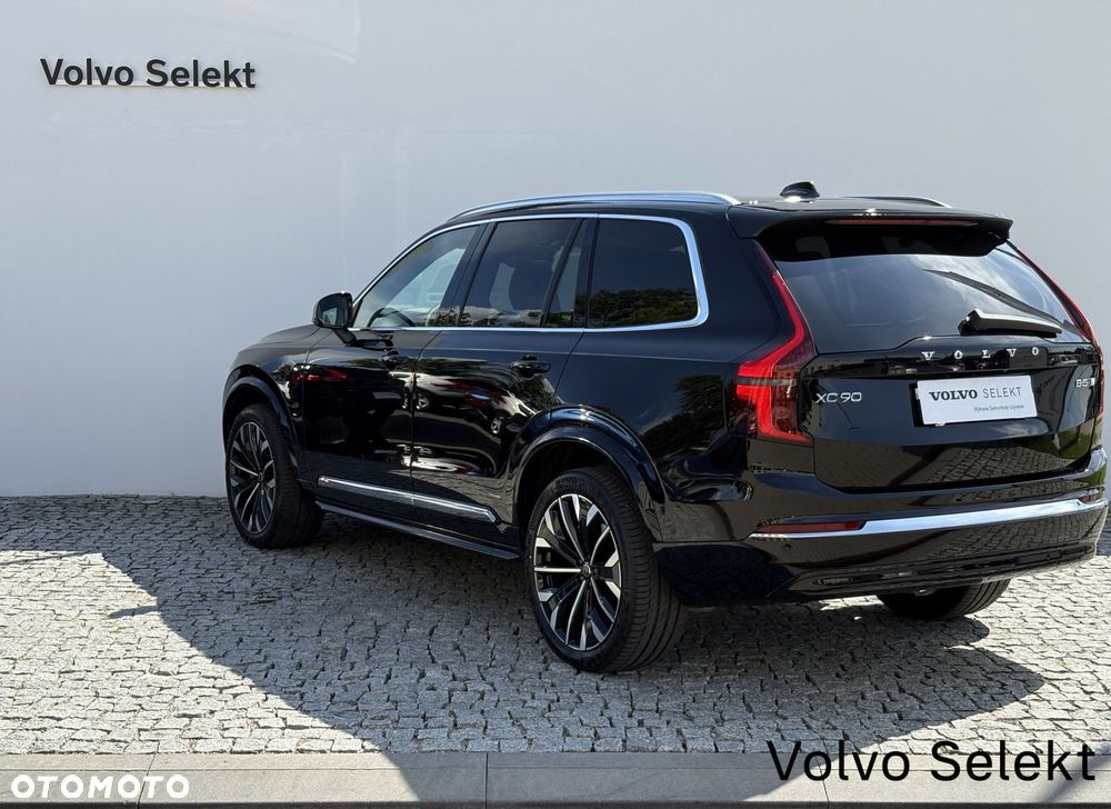 Volvo XC 90 - 7