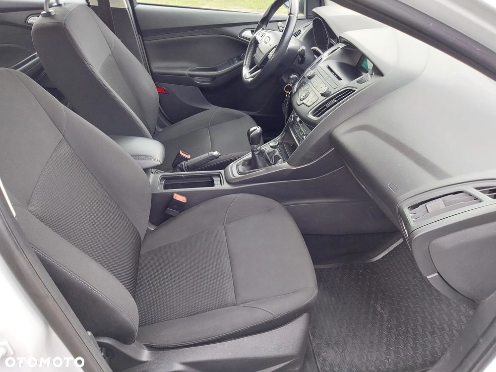 Ford Focus 1.6 Trend - 7