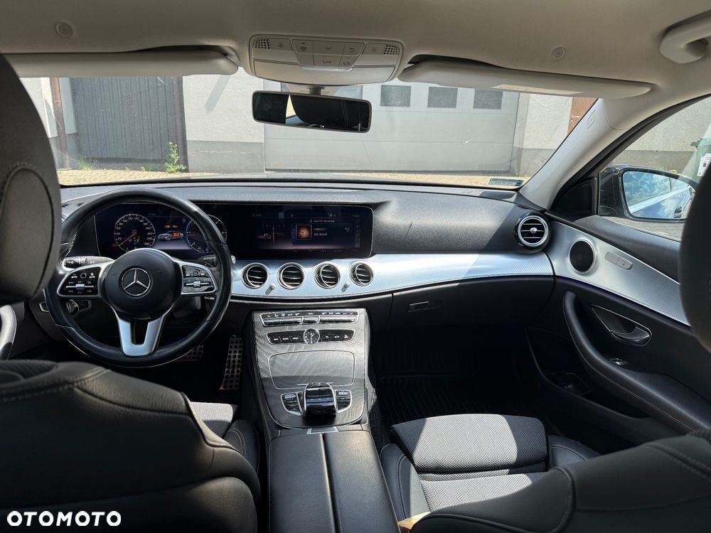 Mercedes-Benz Klasa E - 11
