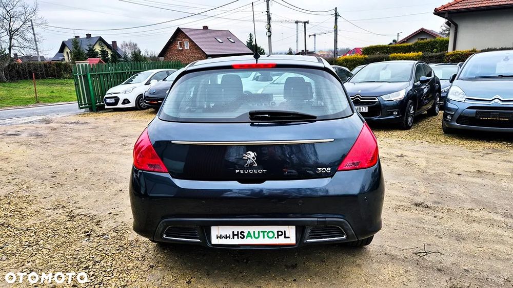 Peugeot 308 1.6 Premium Plus - 17
