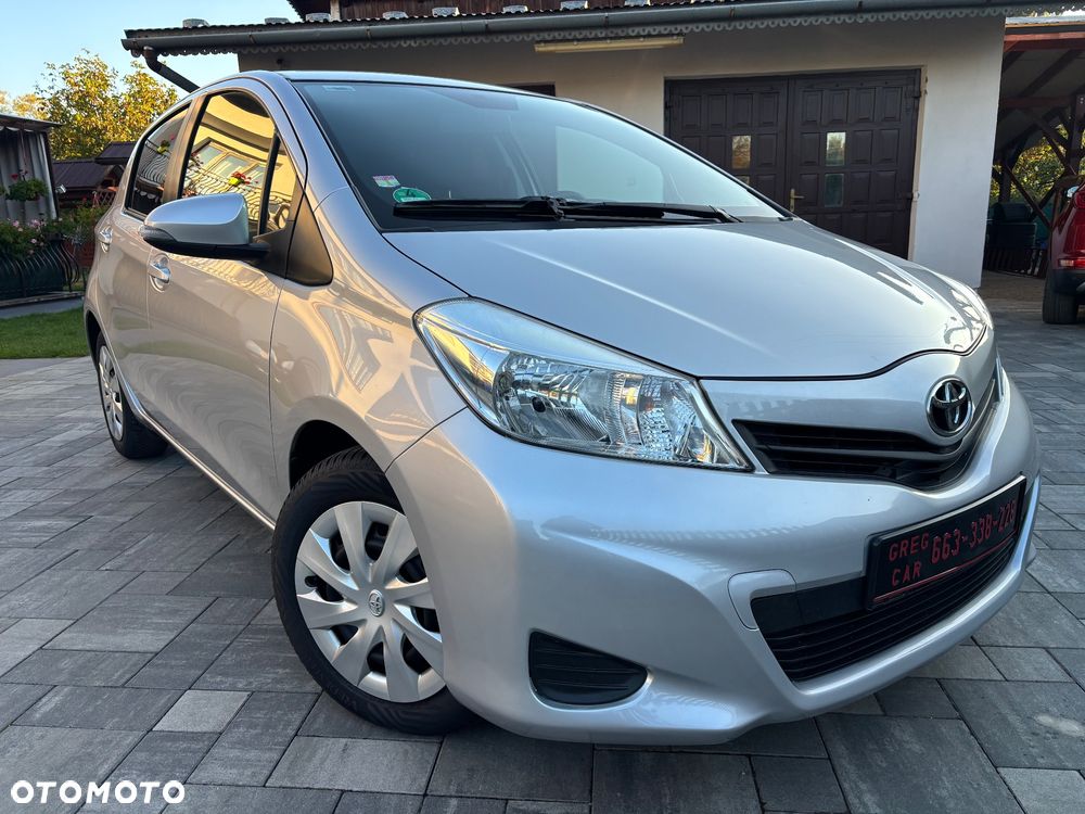 Toyota Yaris - 12