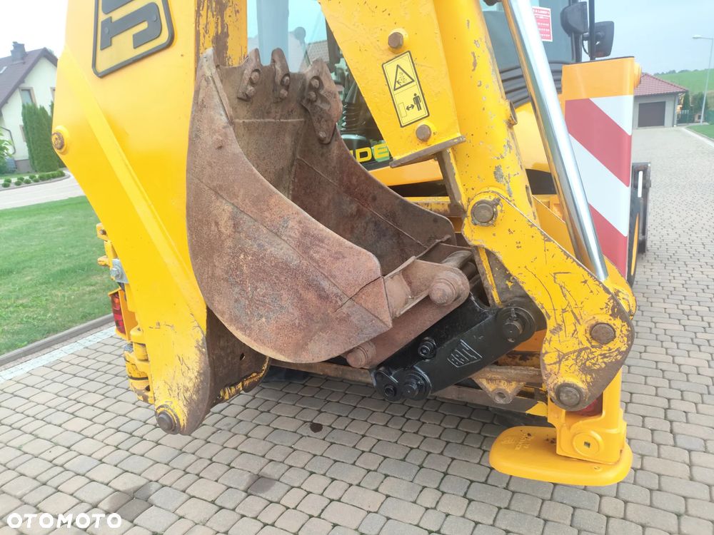 JCB 3CX / 2004 ROK / KOPARKO-ŁADOWARKA / BEZ VAT / UMOWA - 22