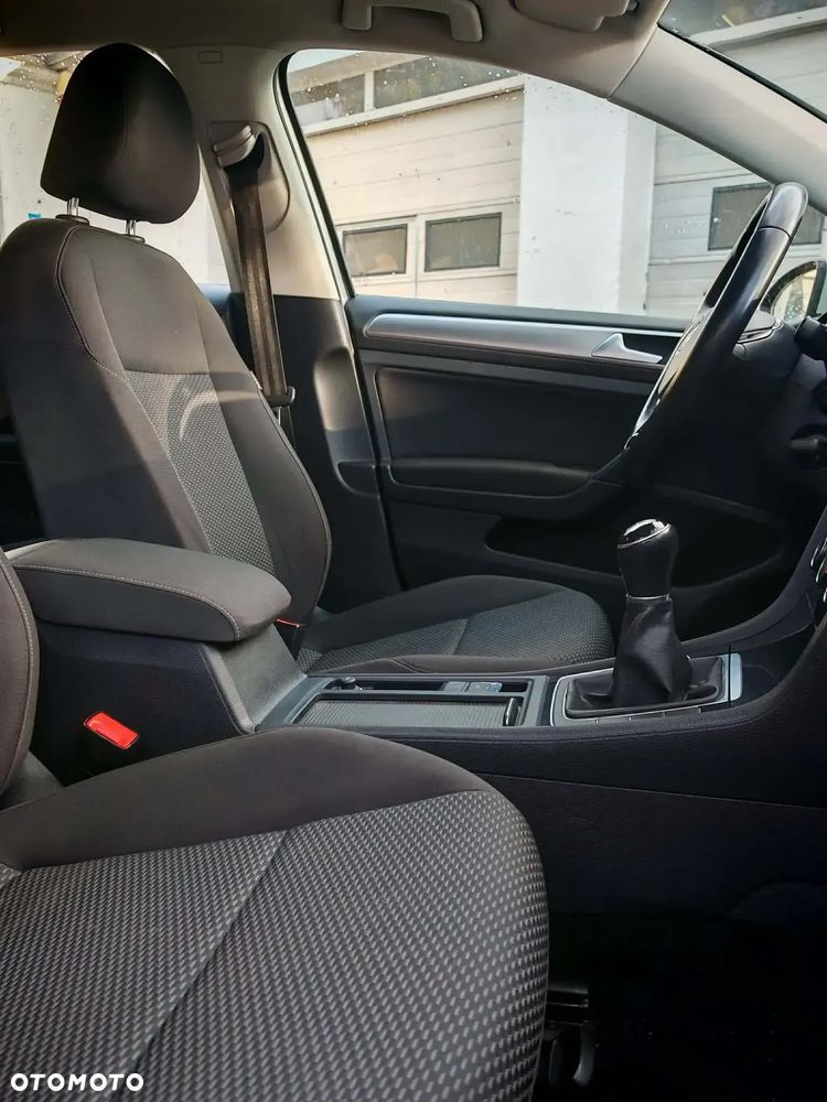 Volkswagen Golf 1.0 TSI OPF Comfortline - 11