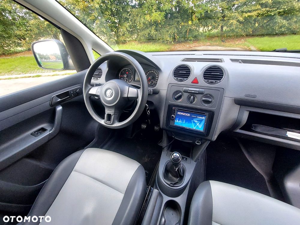 Volkswagen CADDY LONG MAXI - 9