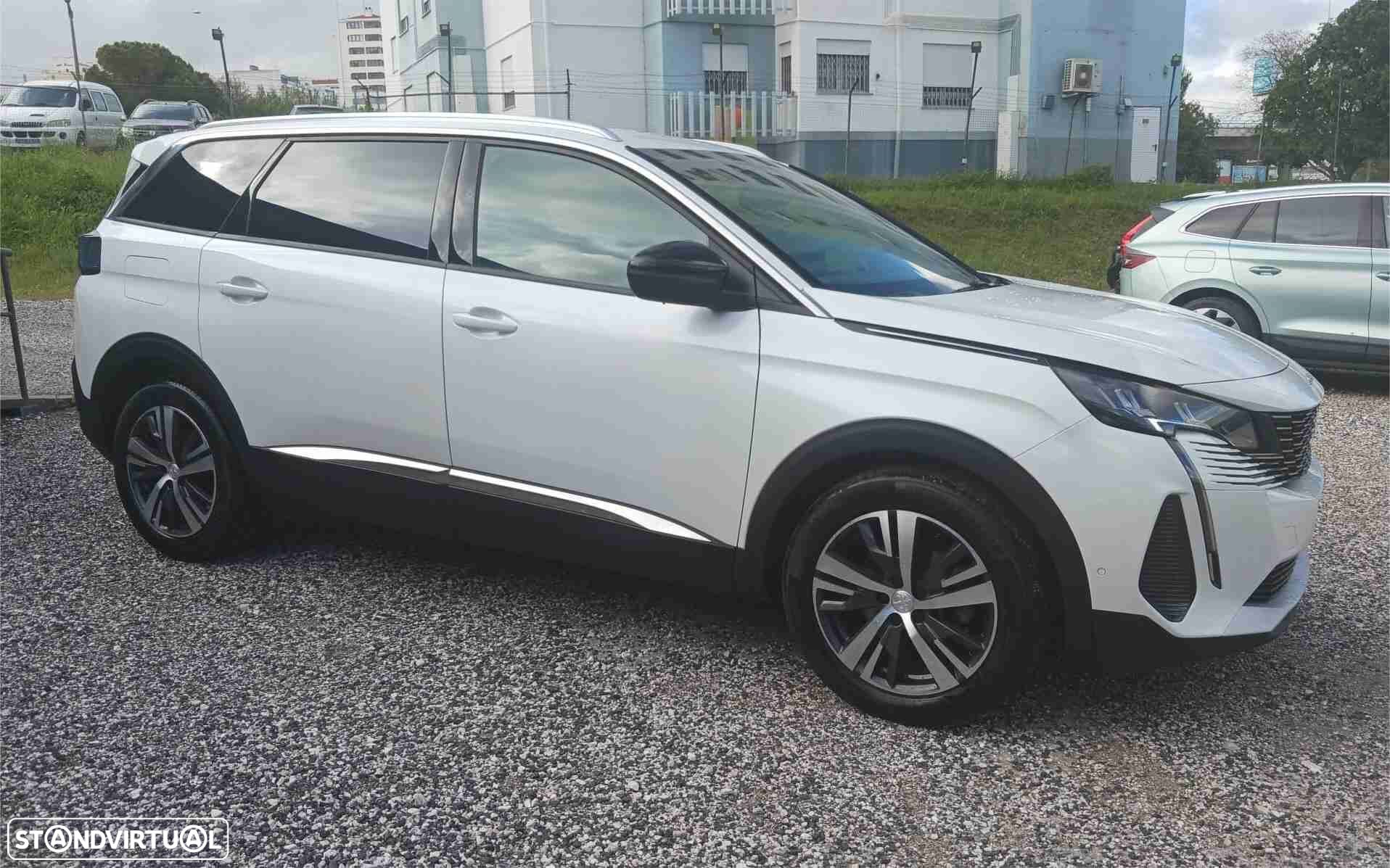 Peugeot 5008 1.5 BlueHDi Allure Pack EAT8 - 1