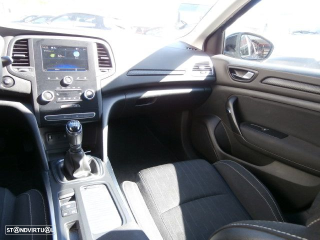 Renault Mégane 1.5 dCi Limited - 15
