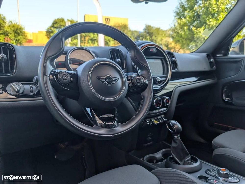 MINI Countryman Cooper SE ALL4 Auto - 4