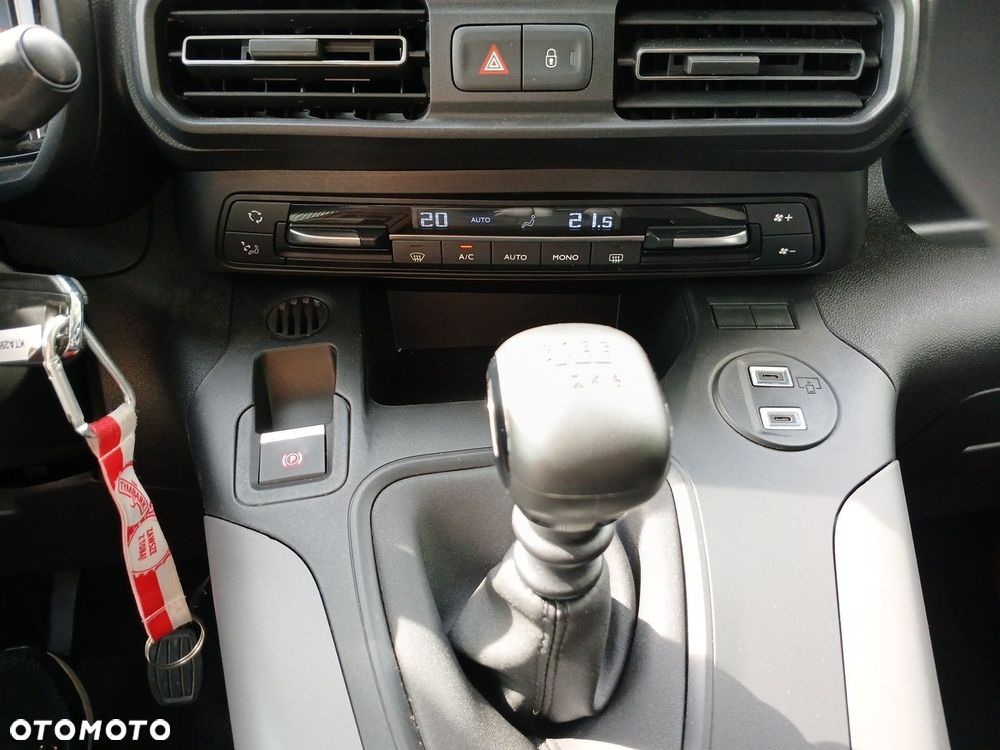 Toyota Proace City Verso 1.5 D-4D Family - 16