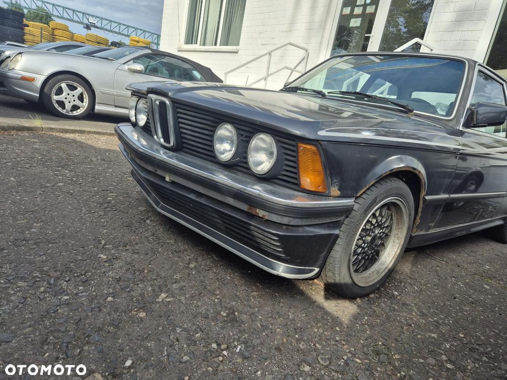 BMW Seria 3 323i - 8