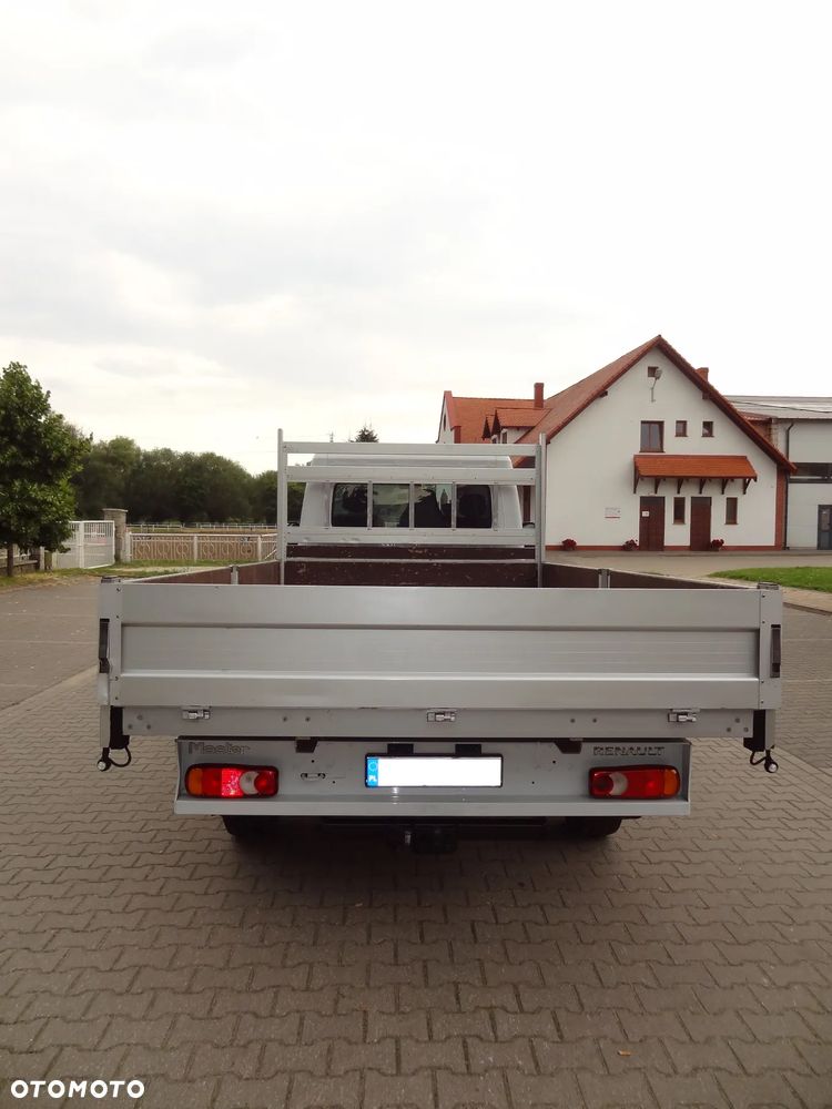 Renault Master Skrzynia 4,0m 2021r - 10