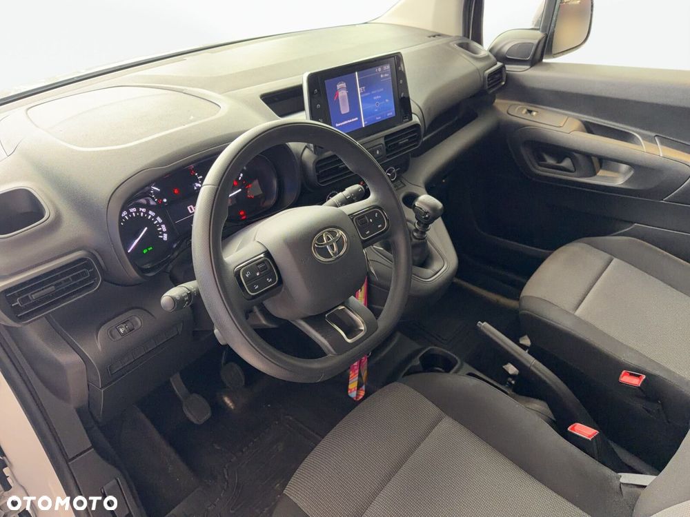 Toyota proace-city - 10
