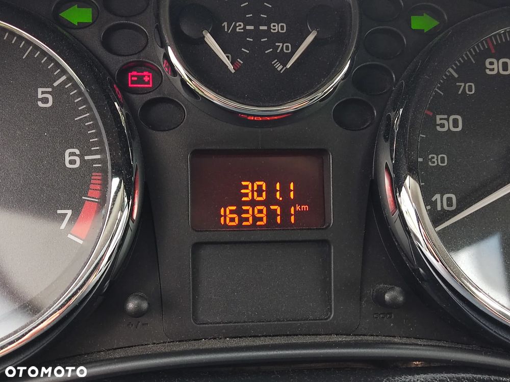 Peugeot 207 CC - 7