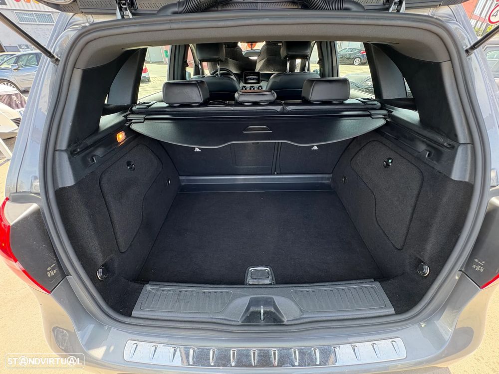 Mercedes-Benz B 180 d Urban - 11