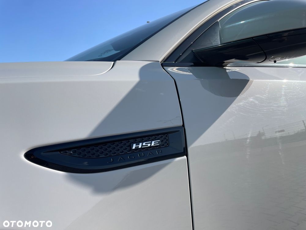 Jaguar E-Pace D150 AWD R-Dynamic HSE - 27