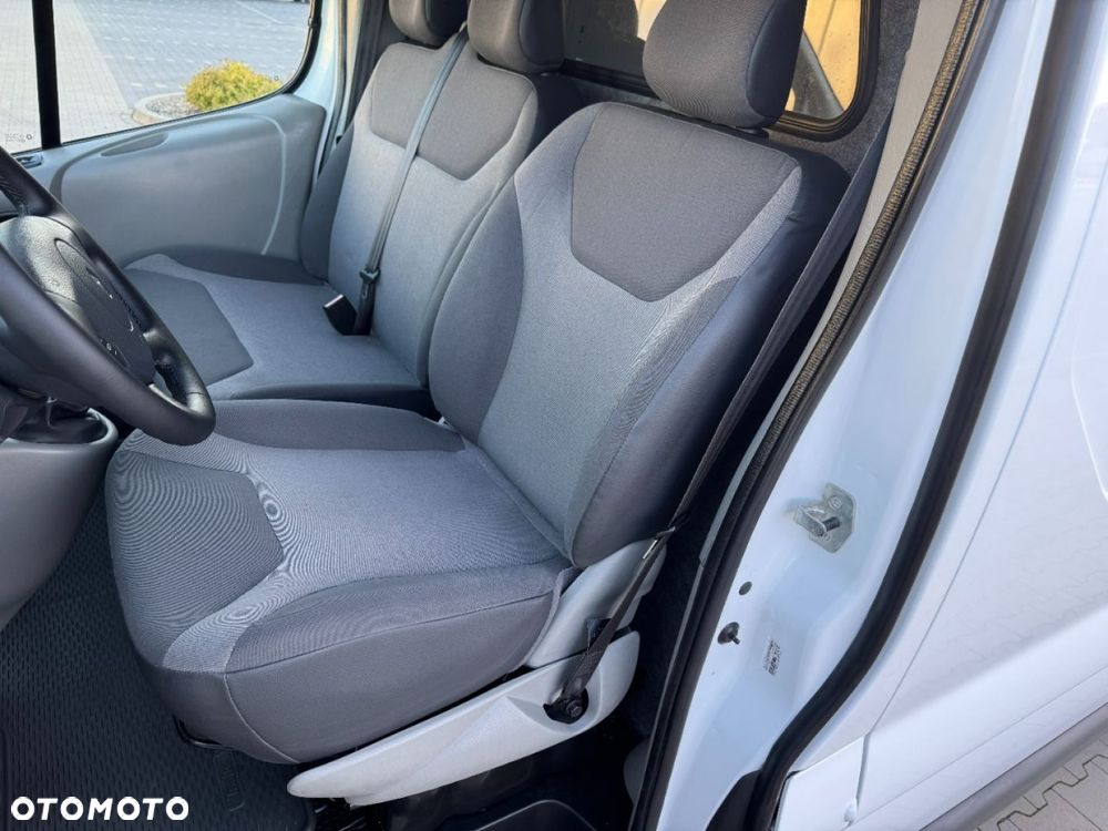 Renault Trafic - 30