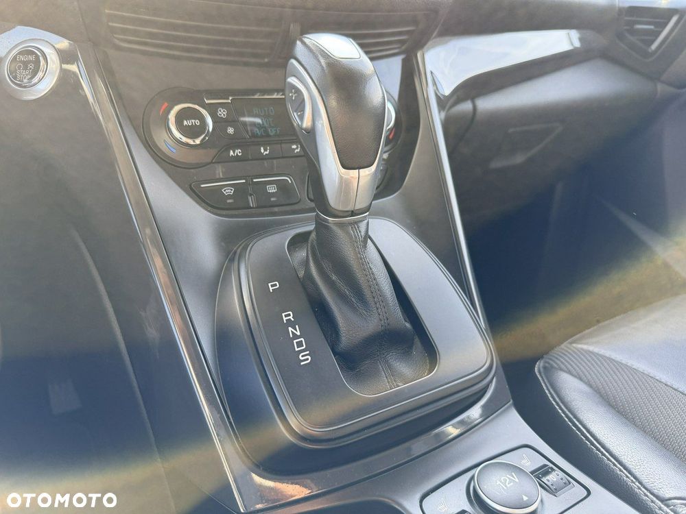 Ford Kuga 2.0 TDCi 4WD Titanium - 27