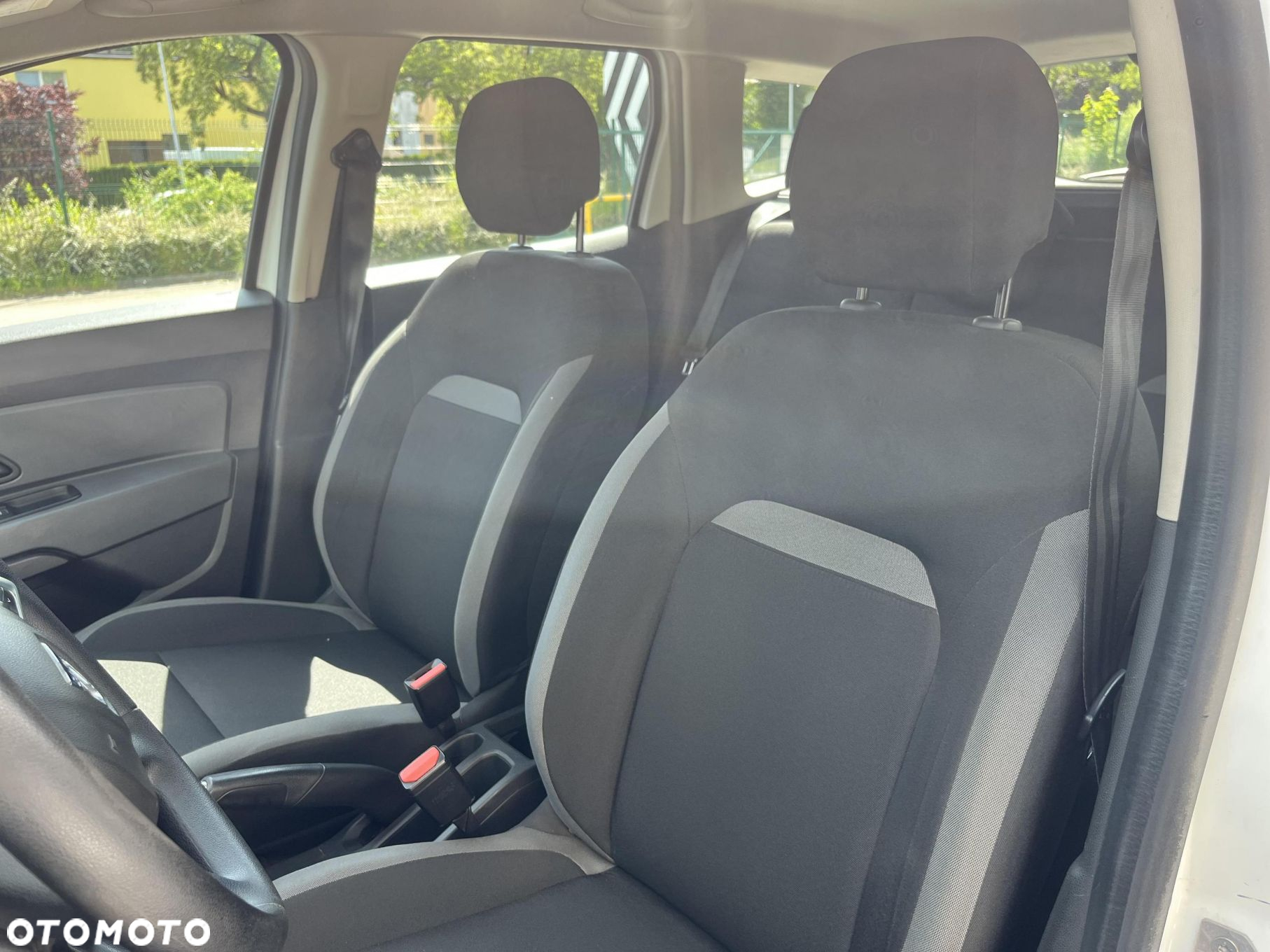 Dacia Duster 1.0 TCe Essential - 11