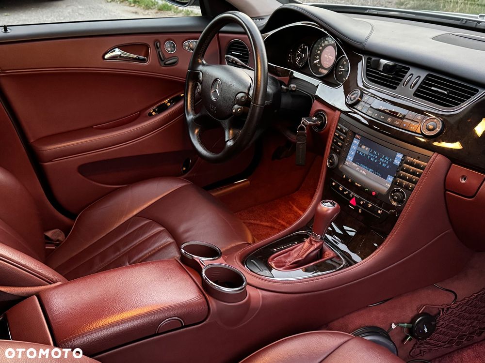 Mercedes-Benz CLS 350 - 10