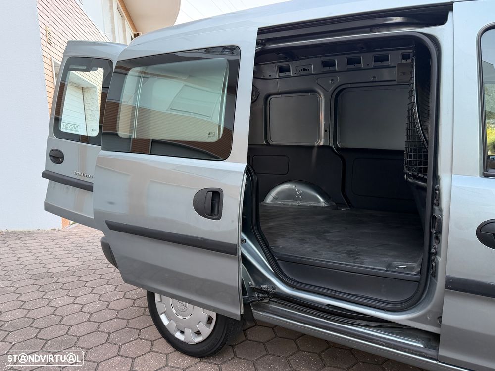 Opel Combo - 20