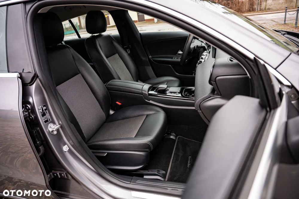 Mercedes-Benz CLA 180 d 7G-DCT Edition 2020 - 31