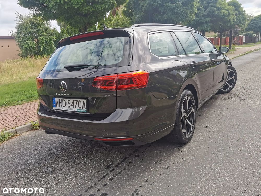 Volkswagen Passat 2.0 TDI EVO Elegance DSG - 4