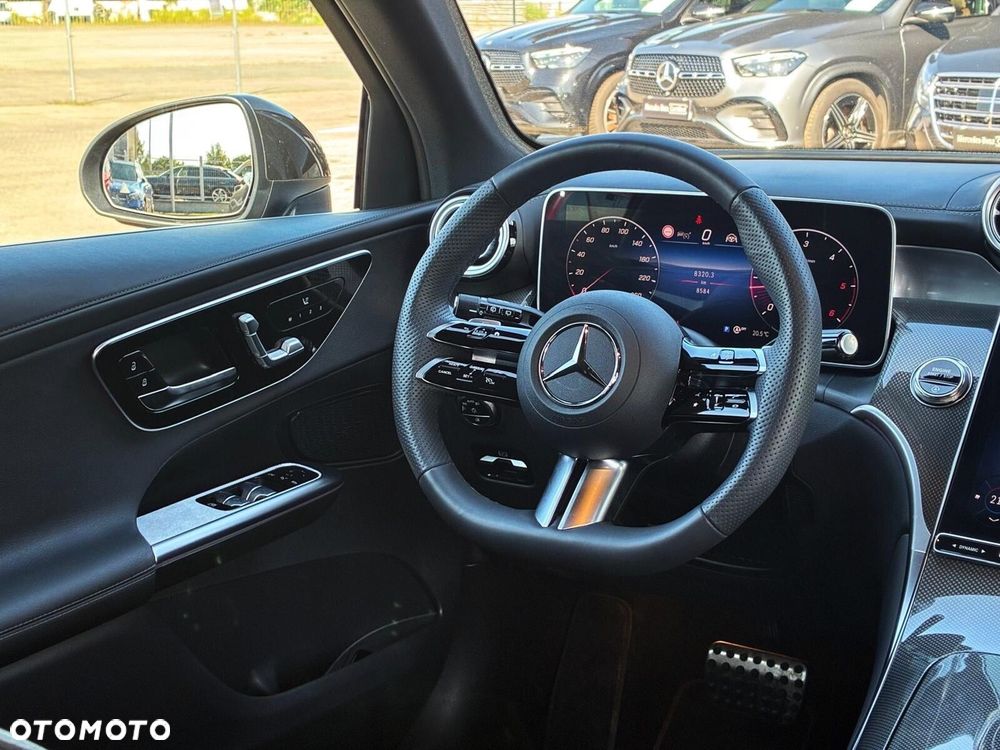 Mercedes-Benz GLC - 17