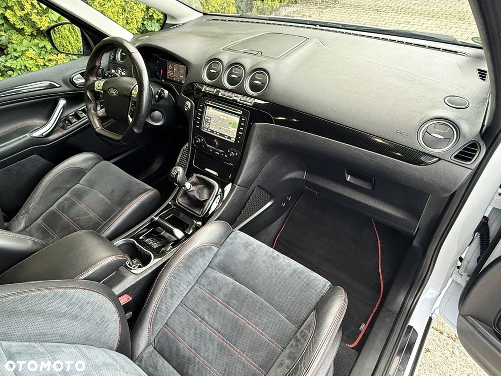 Ford S-Max - 28
