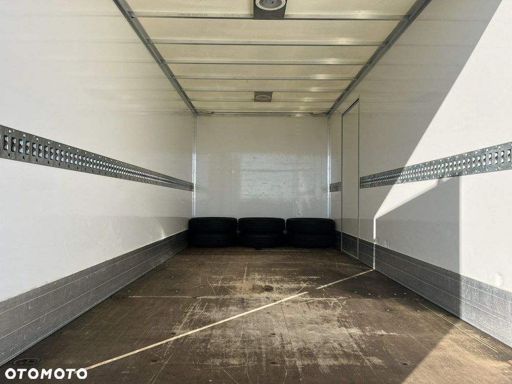 Iveco Daily 72C18 3.0/180KM Kontener 10-palet Ładowność-4000kg - 14