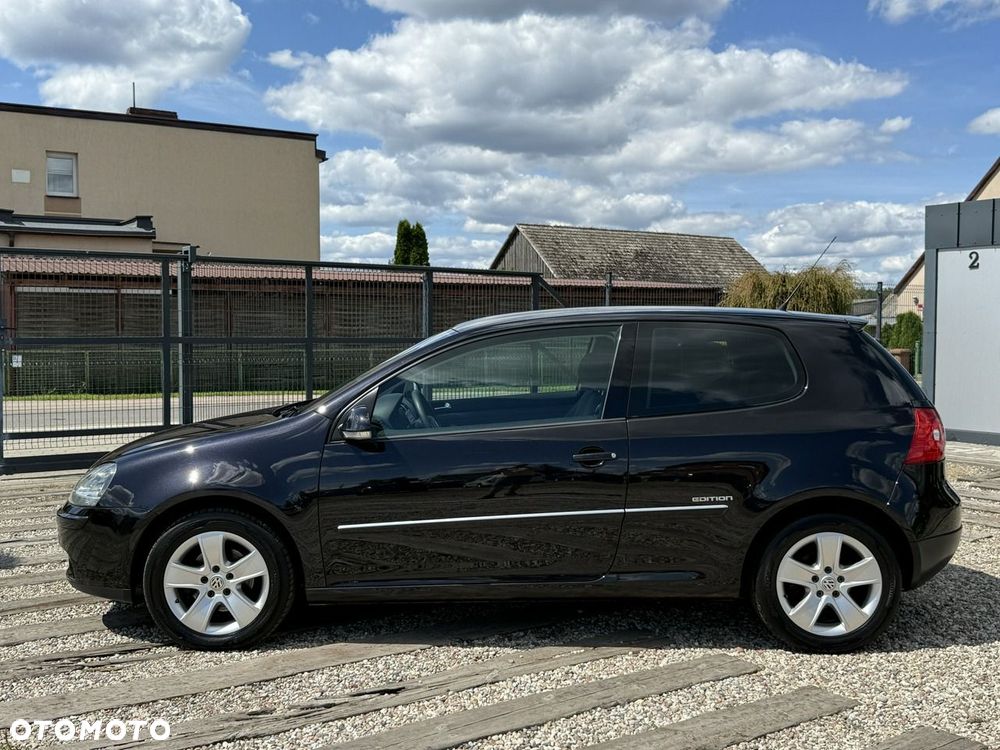 Volkswagen Golf - 19