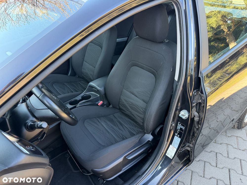 Kia Ceed 1.6 GDI ISG Platinum Edition - 22