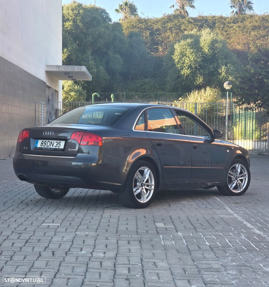 Audi A4 2.0 TDI Sport Multi - 9