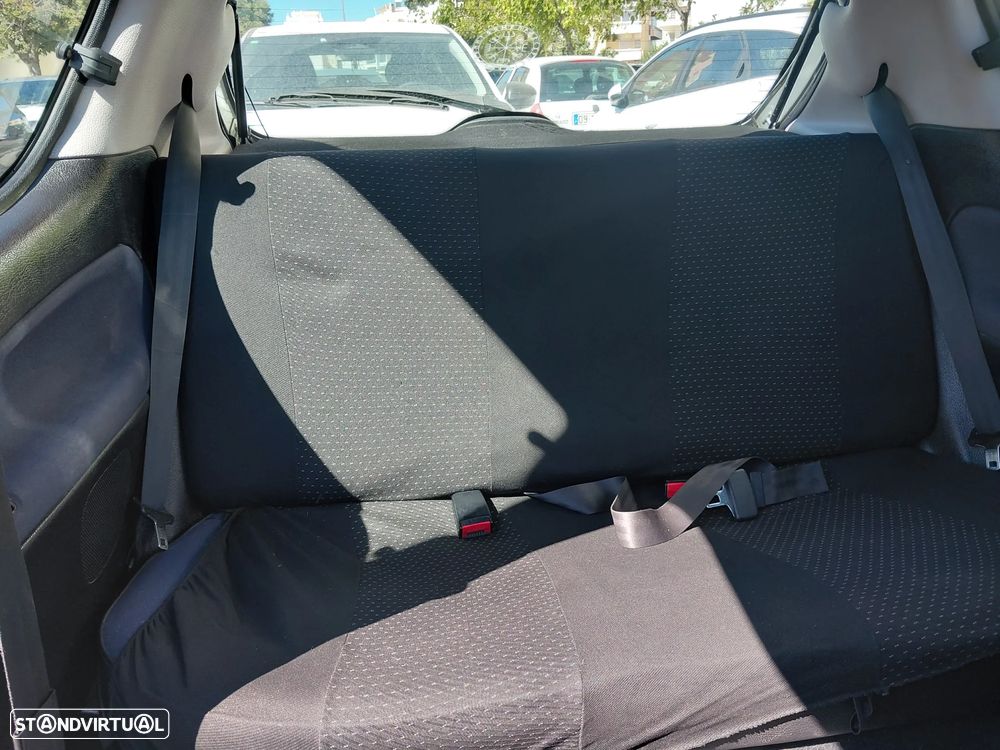 Peugeot 206 1.1 Color Line - 12
