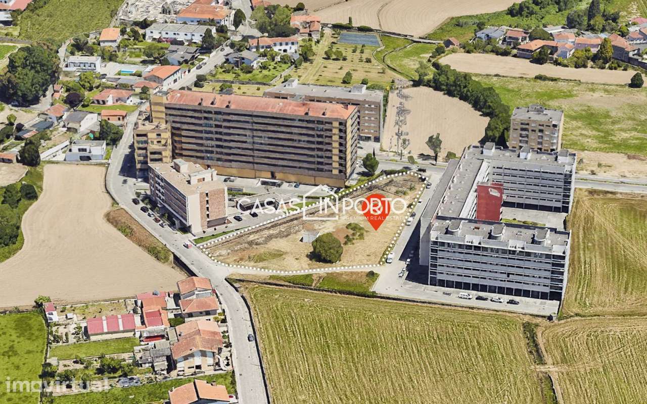 Lote de terreno urbano com PIP aprovado para construção de edifício - Grande imagem: 2/3