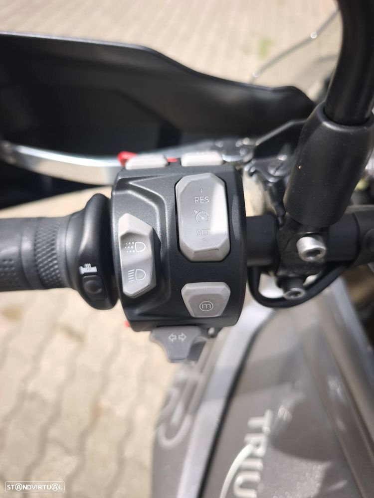Triumph Tiger 800 Xrt - 13