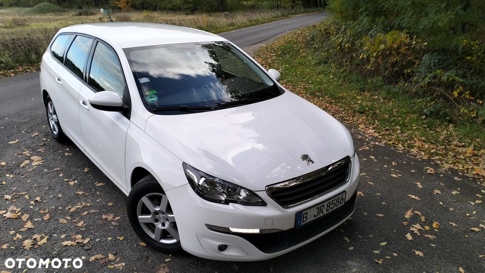 Peugeot 308 2015 photo 2