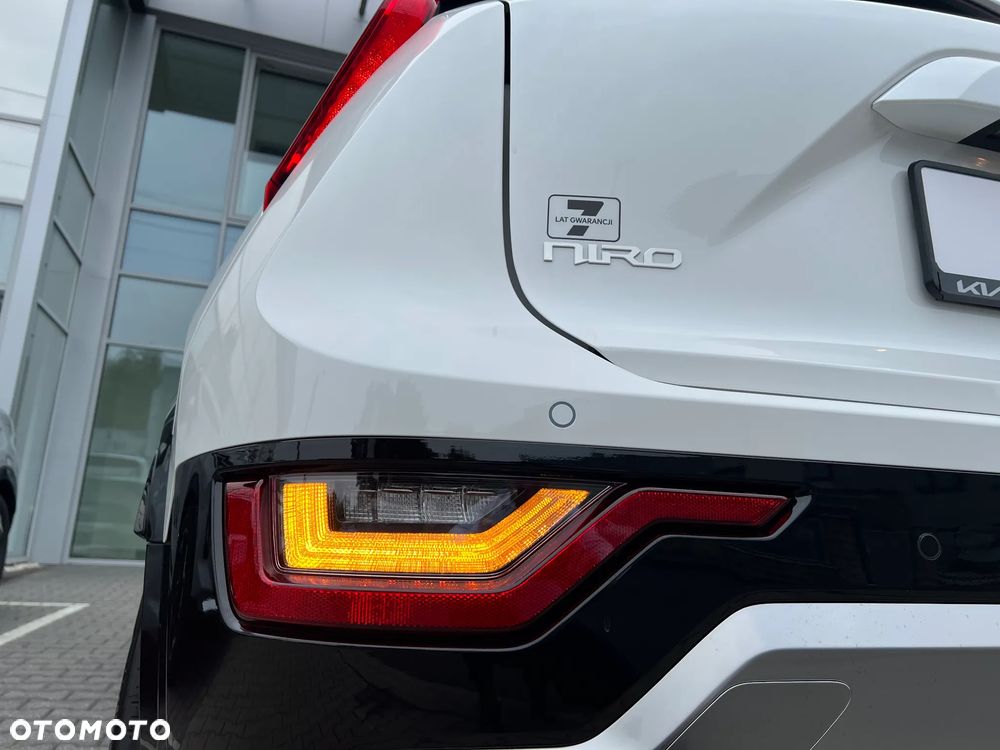 Kia Niro 1.6 GDI Hybrid Business Line - 11