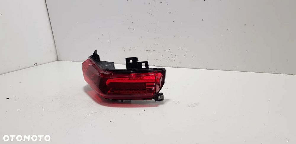 Piaggio MP3 350 HPE 18-22 Prawa Lampa Tylna Tył - 2