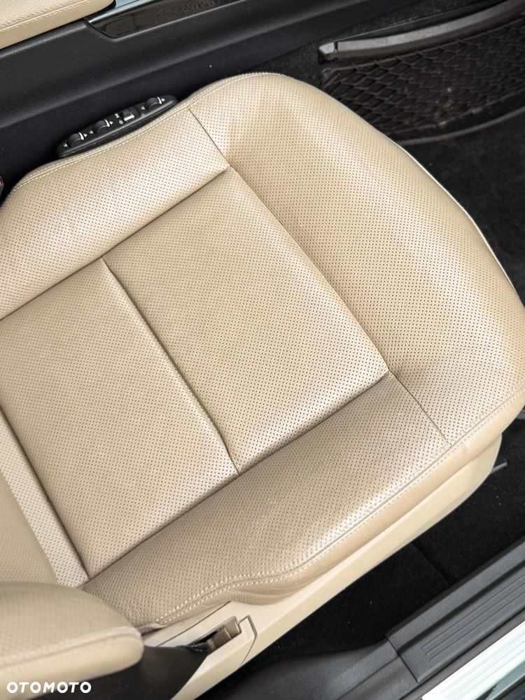 Mercedes-Benz Klasa E 350 CDI BlueEff Avantgarde - 24