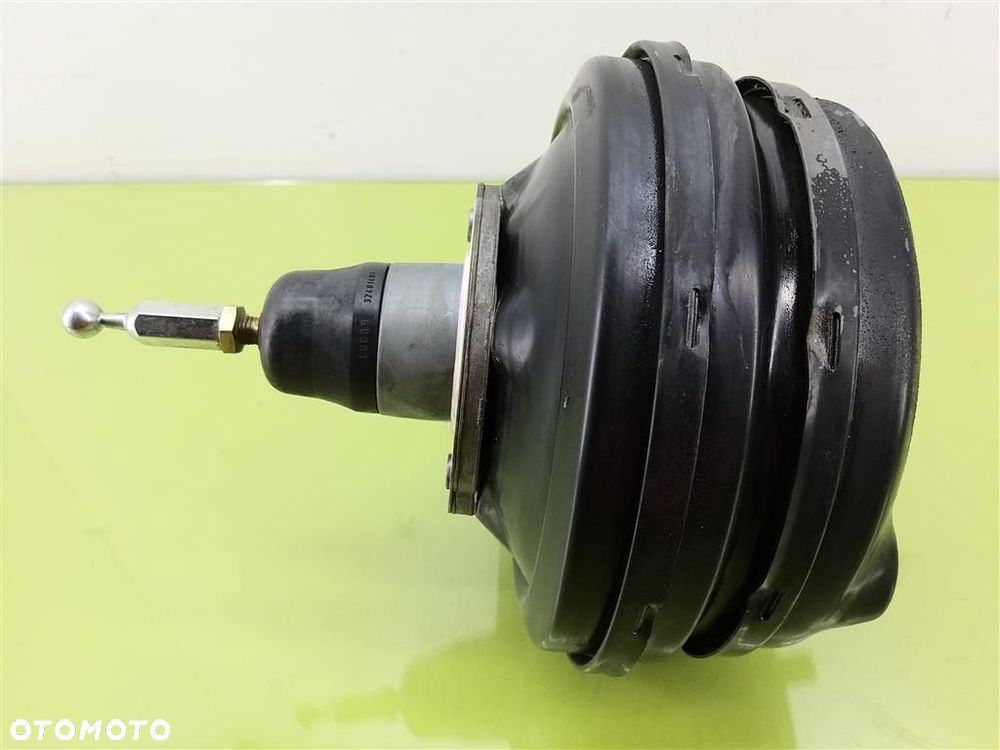 Serwo hamulca Audi A4  B6 8E 2000-2004  8E0612105H - 4