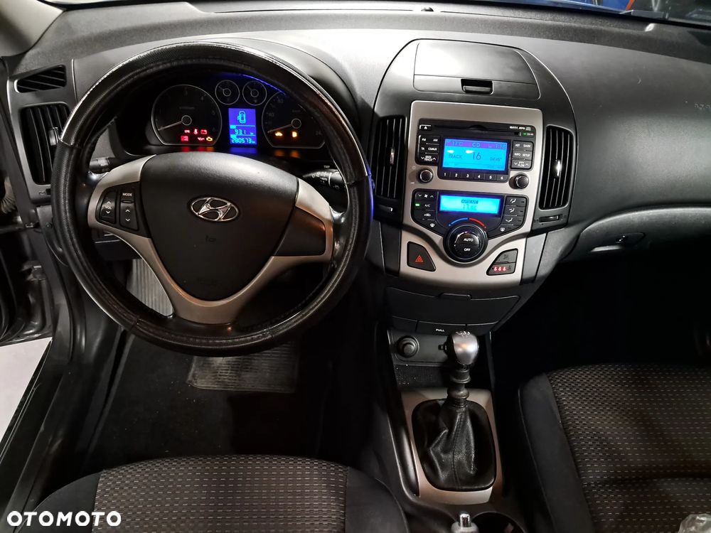 Hyundai i30 1.6 CRDi Comfort - 13