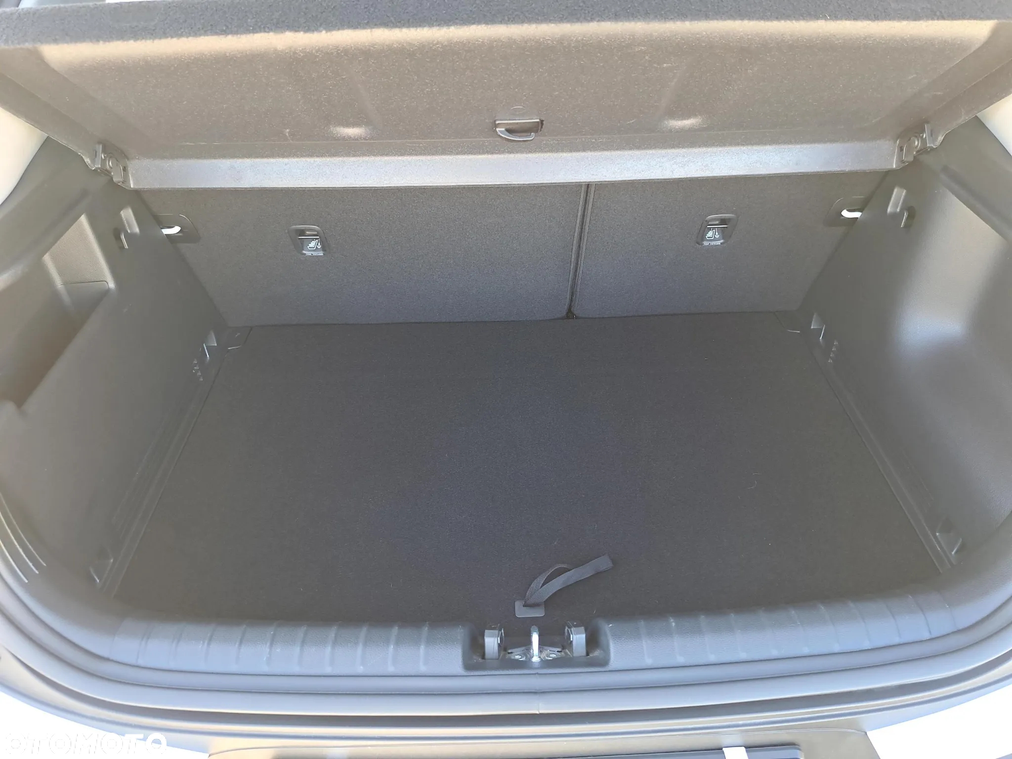 Kia Stonic 1.2 L Business Line - 18