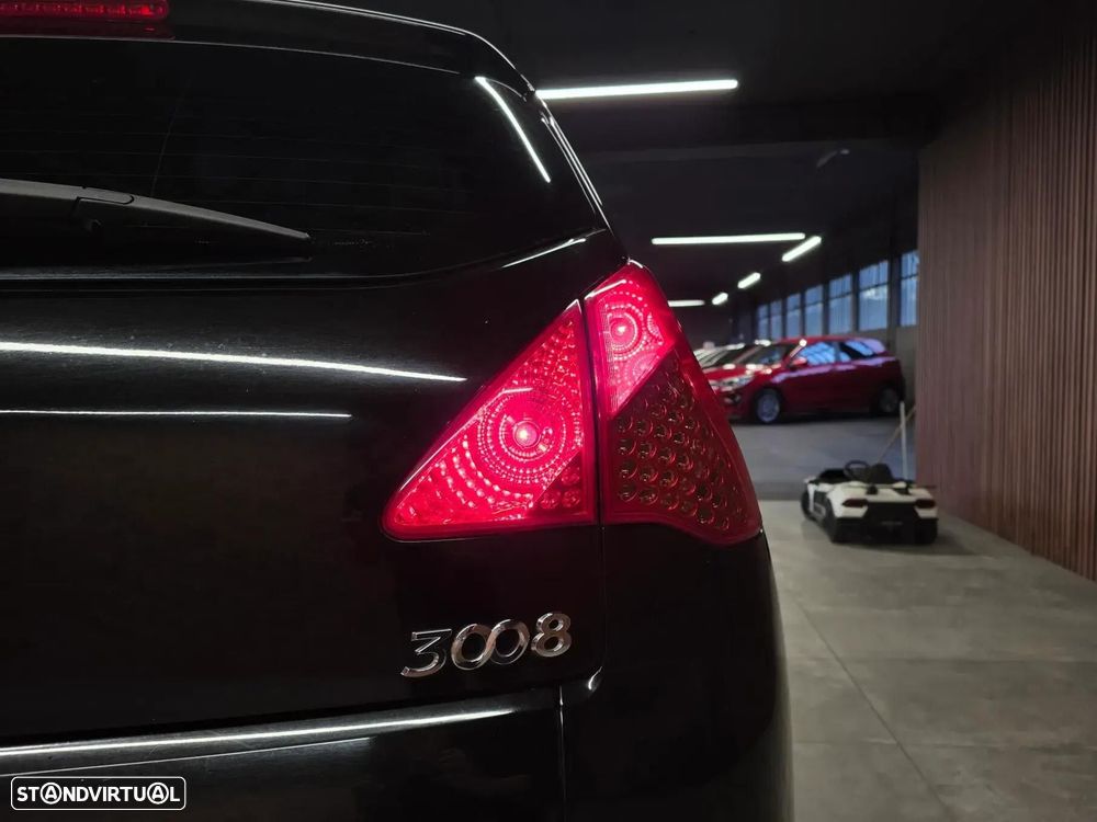Peugeot 3008 1.6 HDi Sport — fotografia 30