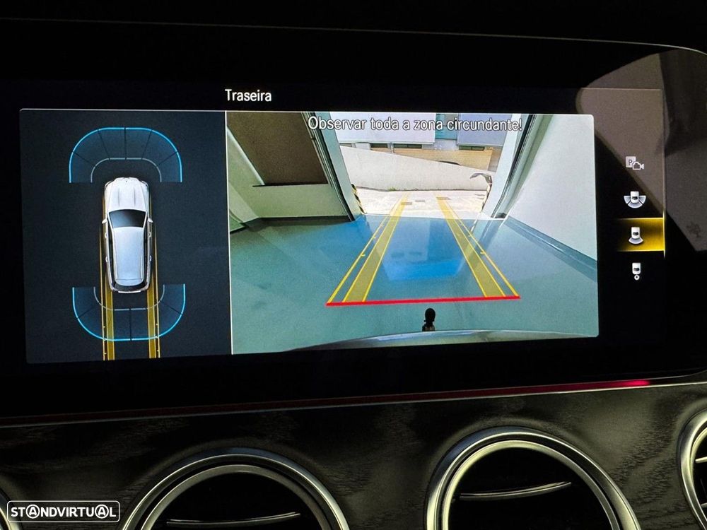 Mercedes-Benz E 300 de AMG Line 4Matic - 22