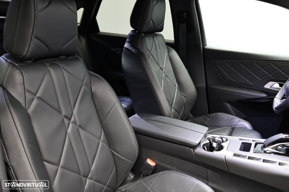 DS DS7 4x4 300 Rivoli - 21