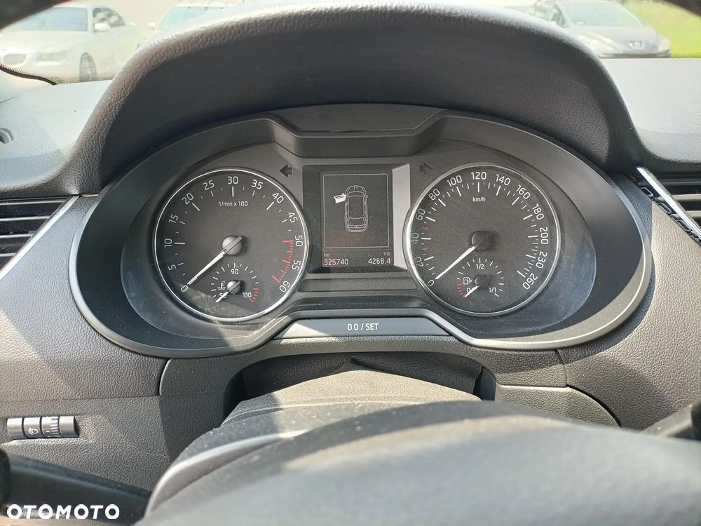 Skoda Octavia - 2