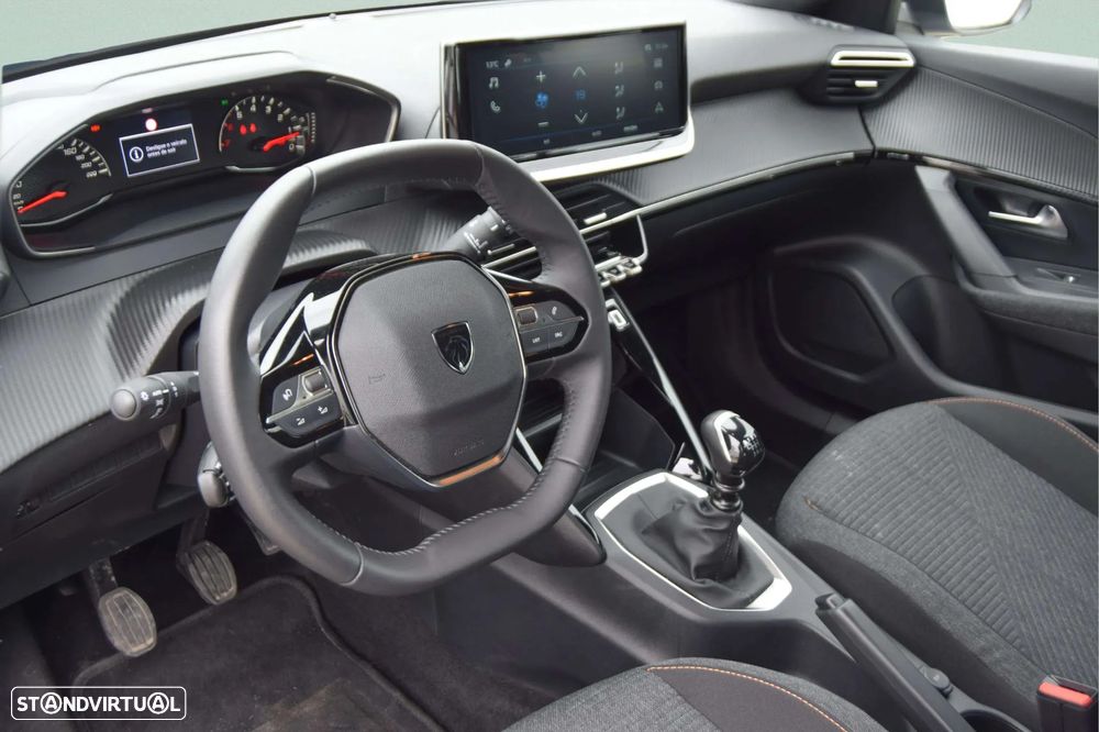 Peugeot 2008 1.2 PureTech Style - 13