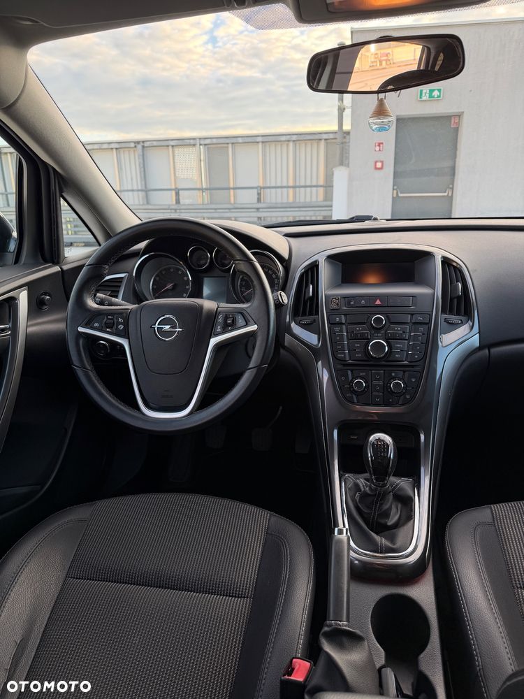 Opel Astra 1.4 T Cosmo - 20