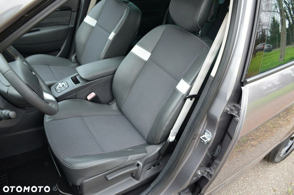 Renault Grand Scenic - 26