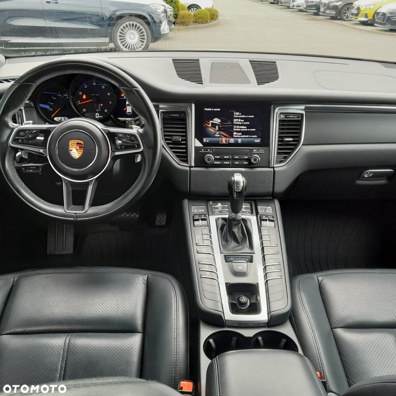 Porsche Macan - 14