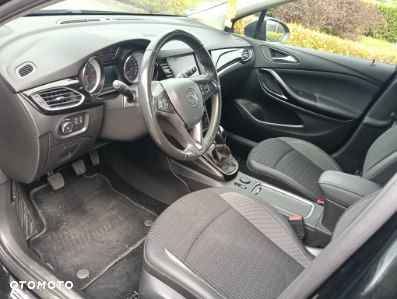 Opel Astra 1.2 T Business Elegance S&S - 6
